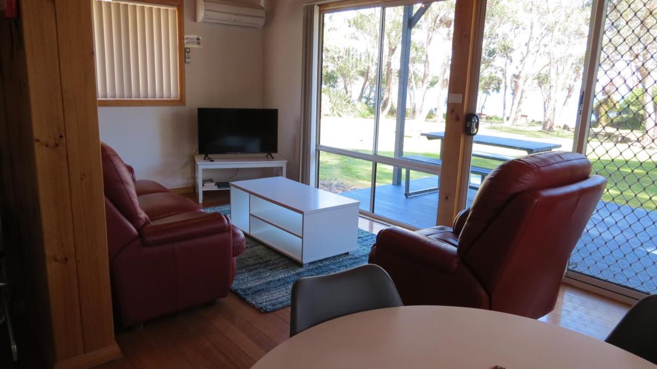Four Seasons Waterfront Villas Taranna Εξωτερικό φωτογραφία