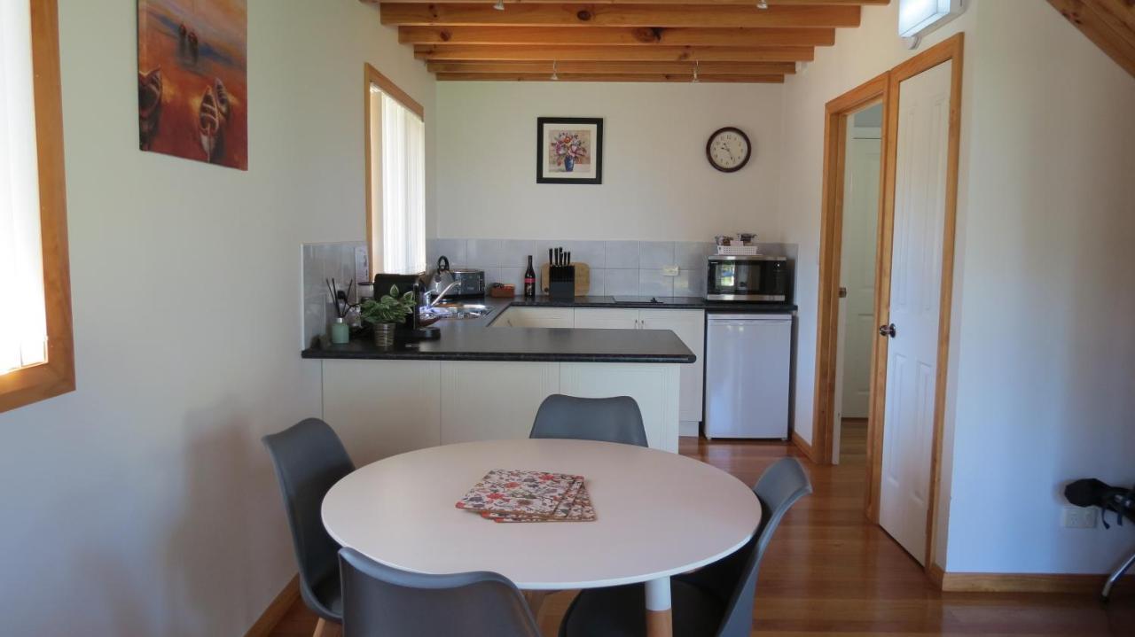 Four Seasons Waterfront Villas Taranna Εξωτερικό φωτογραφία